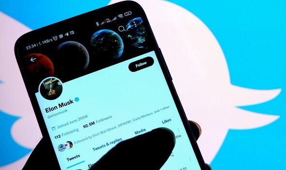 马斯克为什么搁置了Twitter的收购计划？