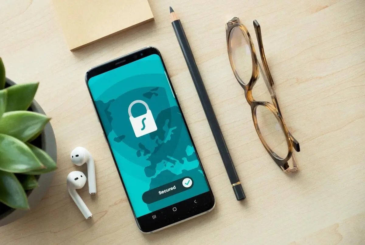 谷歌做出重大安全改变，但其他公司必须效仿