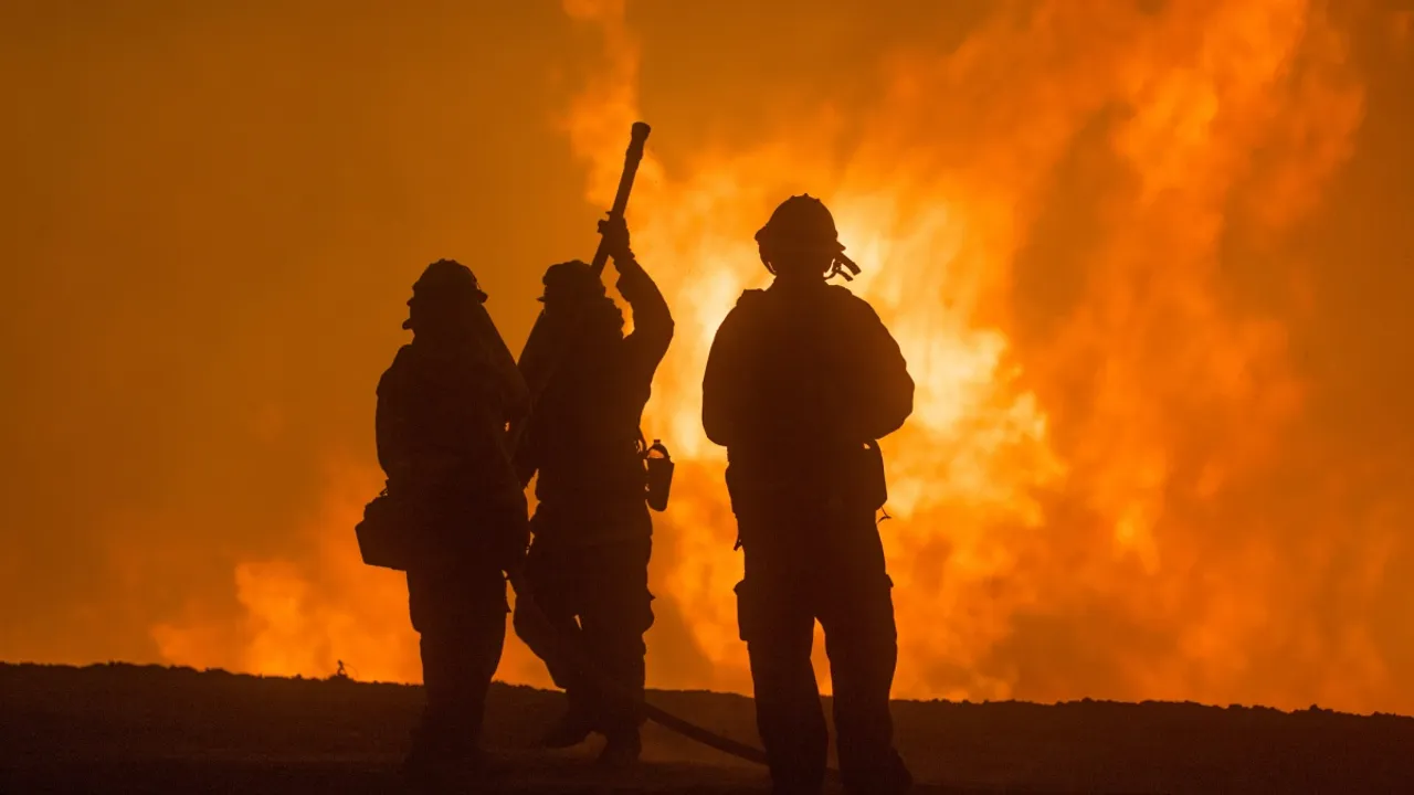 人工智能如何在野火季节拯救加州的家园和生命