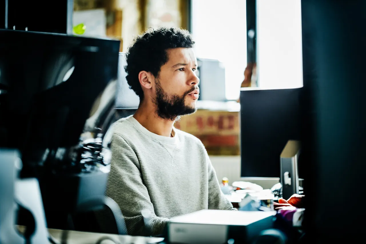 GitHub 的 Copilot AI 能否让开发人员重获乐趣？