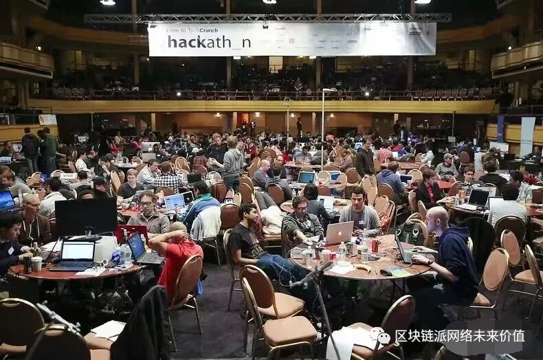 程序开发参赛团队持续增加，四千多个生态应用覆盖电子商务、旅游、培训等热门领域