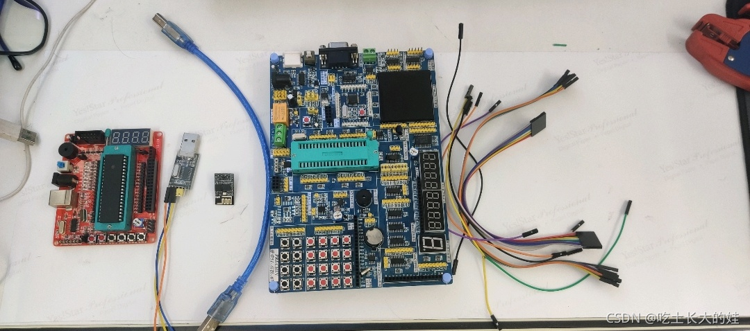 如何使用ESP8266与51单片机实现手机控制LED灯的亮灭