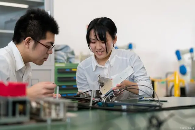 新双高背景下专业群需求分析与组群逻辑构建及可行性研究分析