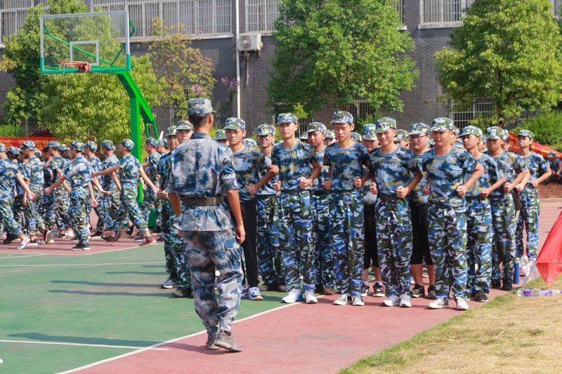 岳阳中专软件开发与测试专业报名指南：三年中专课程详解与报名流程