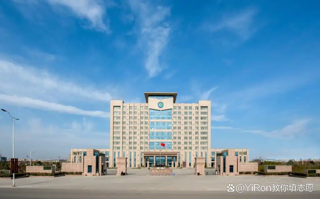 河南工程学院软件工程专业6年扩张14倍，招生人数从100增至1380人