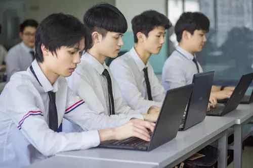 2018年计算机培训班价格一览：全面解析各类型课程费用