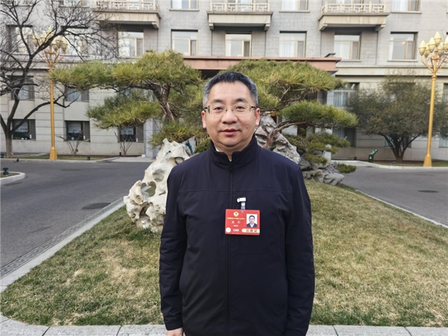 金蝶AI灯塔应用场景：AI普及行动中的全国两会标杆案例